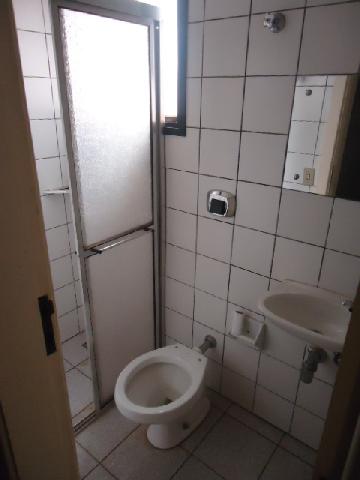 Alugar Apartamento / Padrão em Ribeirão Preto R$ 1.800,00 - Foto 18