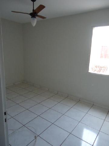 Alugar Casa condomínio / Padrão em Ribeirão Preto R$ 1.000,00 - Foto 2