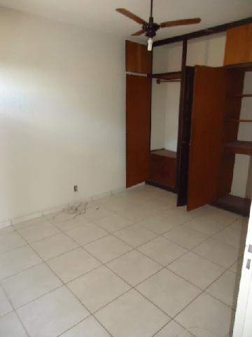 Alugar Casa condomínio / Padrão em Ribeirão Preto R$ 1.000,00 - Foto 3