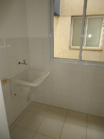 Alugar Apartamento / Padrão em Ribeirão Preto R$ 980,00 - Foto 7