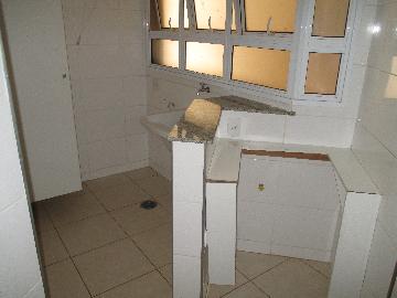 Alugar Apartamento / Padrão em Ribeirão Preto R$ 2.500,00 - Foto 3