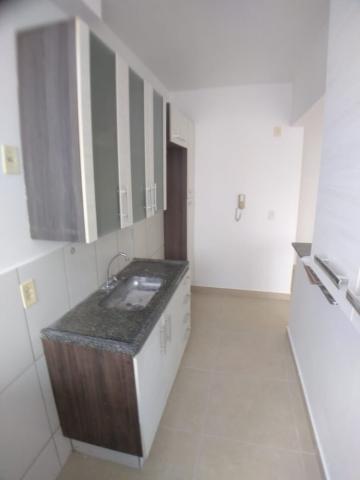 Alugar Apartamento / Padrão em Ribeirão Preto R$ 800,00 - Foto 5