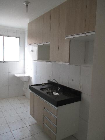 Alugar Apartamento / Padrão em Ribeirão Preto R$ 750,00 - Foto 5