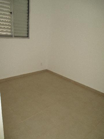 Alugar Apartamento / Padrão em Ribeirão Preto R$ 750,00 - Foto 7