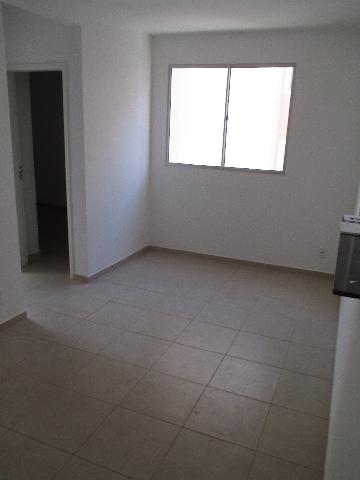 Alugar Apartamento / Padrão em Ribeirão Preto R$ 750,00 - Foto 2