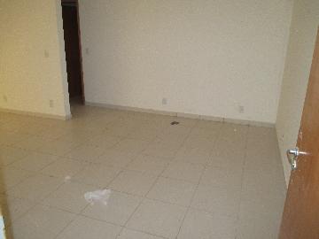 Alugar Apartamentos / Padrão em Ribeirão Preto R$ 750,00 - Foto 6