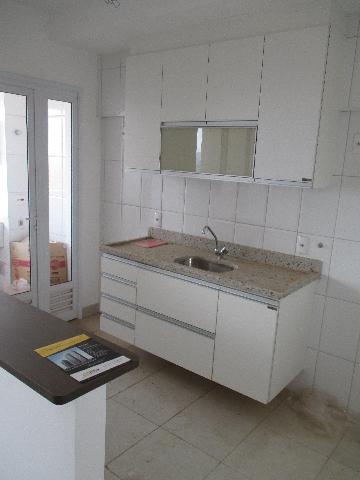 Alugar Apartamento / Padrão em Ribeirão Preto R$ 1.200,00 - Foto 7