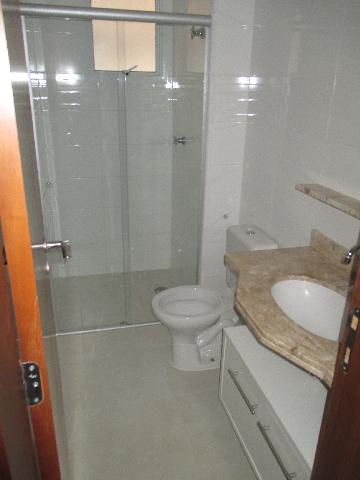 Alugar Apartamento / Padrão em Ribeirão Preto R$ 1.700,00 - Foto 6