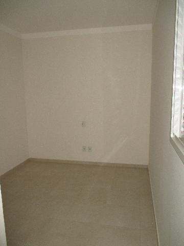 Alugar Apartamento / Padrão em Ribeirão Preto R$ 1.700,00 - Foto 8