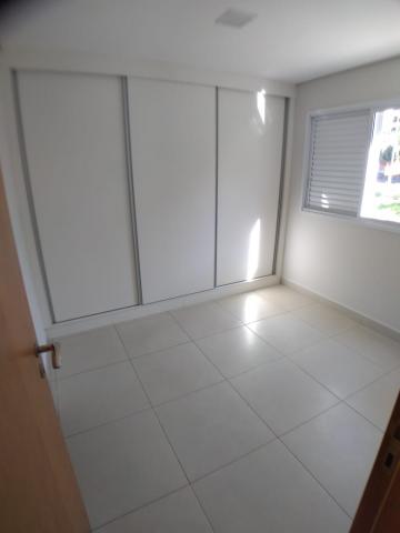 Alugar Apartamento / Padrão em Ribeirão Preto R$ 2.200,00 - Foto 13