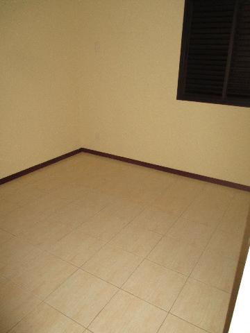 Alugar Apartamento / Padrão em Ribeirão Preto R$ 1.550,00 - Foto 18