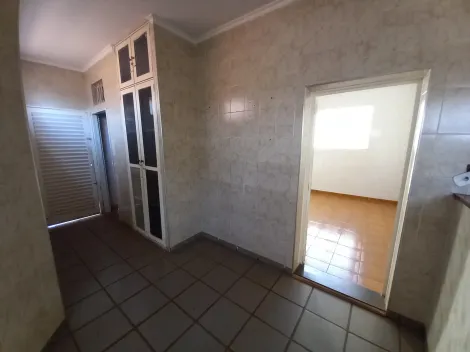 Alugar Casa / Padrão em Ribeirão Preto R$ 1.500,00 - Foto 12