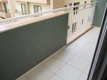 Alugar Apartamento / Padrão em Ribeirão Preto R$ 2.200,00 - Foto 2