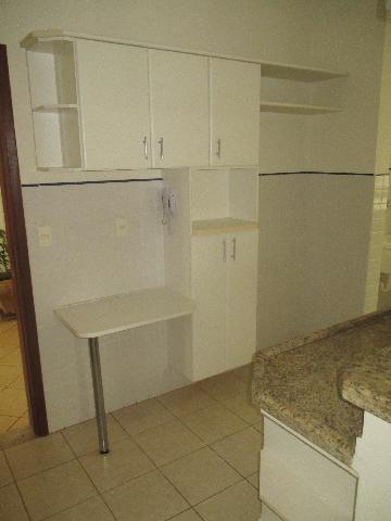 Alugar Apartamento / Padrão em Ribeirão Preto R$ 950,00 - Foto 5