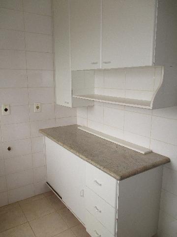 Alugar Apartamento / Padrão em Ribeirão Preto R$ 1.800,00 - Foto 15