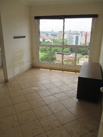 Apartamento / Padrão em Ribeirão Preto 