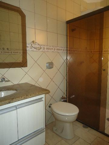 Alugar Apartamentos / Padrão em Ribeirão Preto R$ 1.500,00 - Foto 4