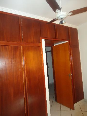 Alugar Apartamentos / Padrão em Ribeirão Preto R$ 1.500,00 - Foto 10