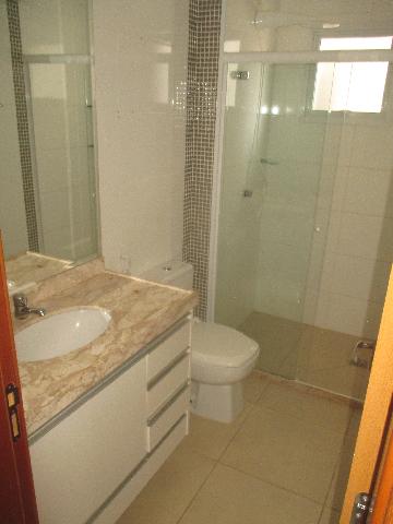Alugar Apartamentos / Padrão em Ribeirão Preto R$ 2.200,00 - Foto 16