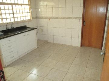 Alugar Casa / Padrão em Ribeirão Preto R$ 1.900,00 - Foto 10