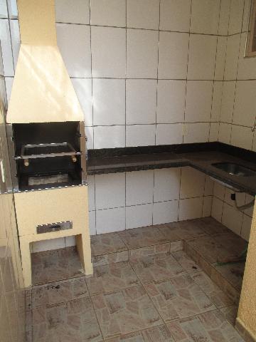 Alugar Casa / Padrão em Ribeirão Preto R$ 1.900,00 - Foto 3