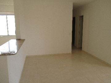 Alugar Apartamento / Padrão em Ribeirão Preto R$ 1.650,00 - Foto 2