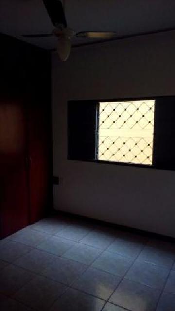 Alugar Casa / Padrão em Ribeirão Preto R$ 1.300,00 - Foto 10