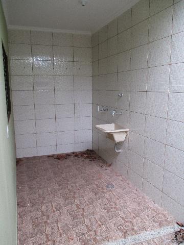 Alugar Casa / Padrão em Ribeirão Preto R$ 1.500,00 - Foto 12