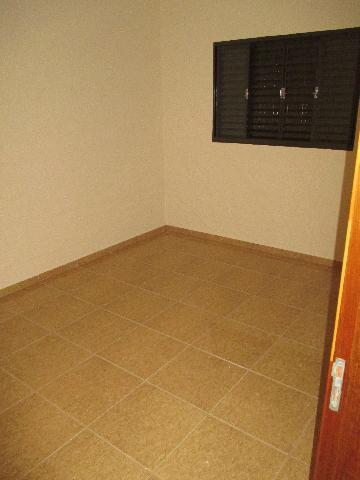 Alugar Casa / Padrão em Ribeirão Preto R$ 1.500,00 - Foto 6