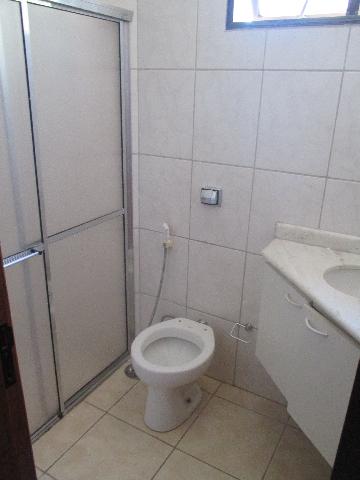 Alugar Apartamento / Padrão em Ribeirão Preto R$ 1.200,00 - Foto 10