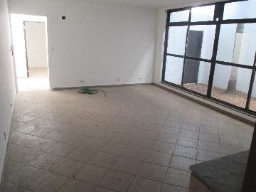 Alugar Comercial padrão / Casa comercial em Ribeirão Preto R$ 2.600,00 - Foto 1