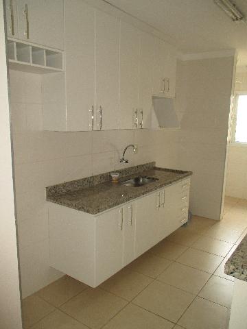 Alugar Apartamento / Padrão em Ribeirão Preto R$ 1.500,00 - Foto 4