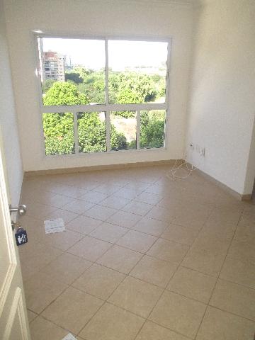 Alugar Apartamento / Padrão em Ribeirão Preto R$ 750,00 - Foto 2