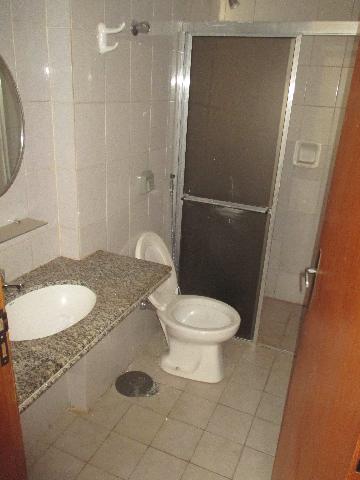 Alugar Apartamento / Padrão em Ribeirão Preto R$ 800,00 - Foto 6