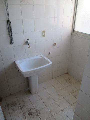 Alugar Apartamento / Padrão em Ribeirão Preto R$ 800,00 - Foto 9