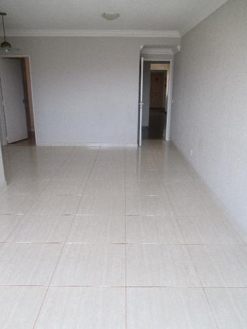 Alugar Apartamentos / Padrão em Ribeirão Preto R$ 1.100,00 - Foto 6