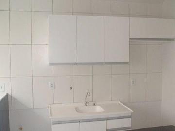 Alugar Apartamento / Padrão em Ribeirão Preto R$ 1.000,00 - Foto 2