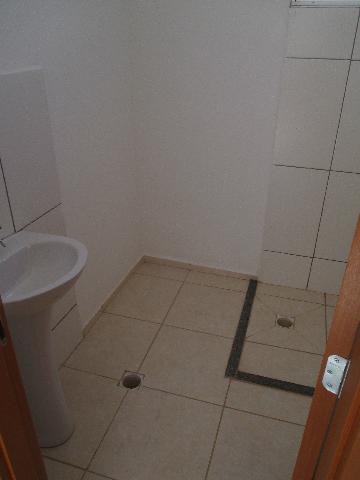 Alugar Apartamento / Padrão em Ribeirão Preto R$ 600,00 - Foto 5