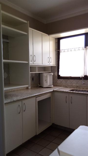 Alugar Apartamento / Padrão em Ribeirão Preto R$ 1.500,00 - Foto 6