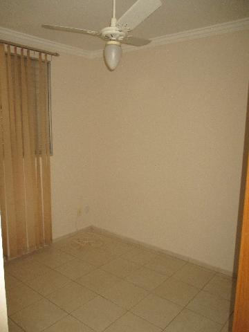 Alugar Apartamento / Padrão em Ribeirão Preto R$ 1.000,00 - Foto 6