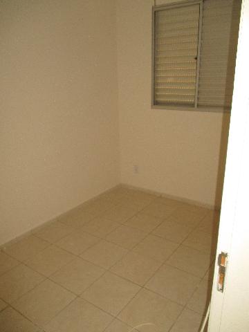 Alugar Apartamento / Padrão em Ribeirão Preto R$ 1.000,00 - Foto 9