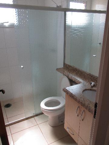 Alugar Apartamento / Padrão em Ribeirão Preto R$ 1.100,00 - Foto 9