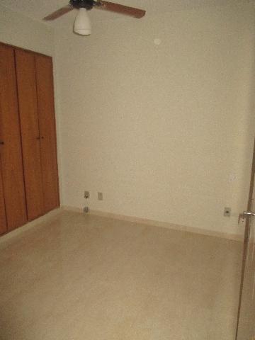 Alugar Apartamentos / Padrão em Ribeirão Preto R$ 800,00 - Foto 6