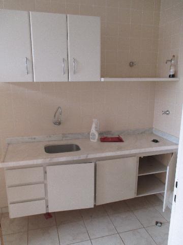 Comprar Apartamento / Kitnet em Ribeirão Preto R$ 130.000,00 - Foto 5