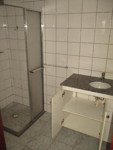 Alugar Apartamento / Padrão em Ribeirão Preto R$ 900,00 - Foto 4