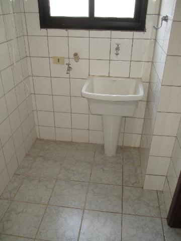 Alugar Apartamento / Padrão em Ribeirão Preto R$ 900,00 - Foto 10