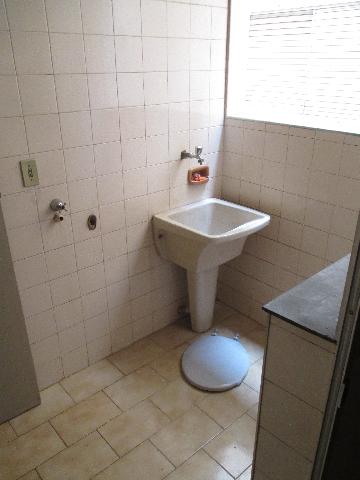 Alugar Apartamento / Padrão em Ribeirão Preto R$ 700,00 - Foto 3