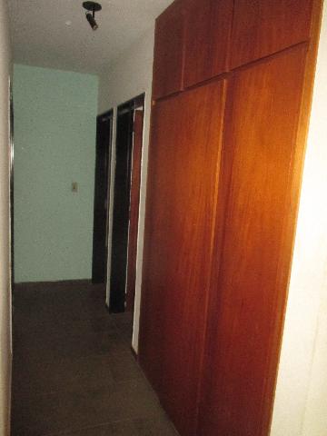 Alugar Apartamento / Padrão em Ribeirão Preto R$ 900,00 - Foto 9