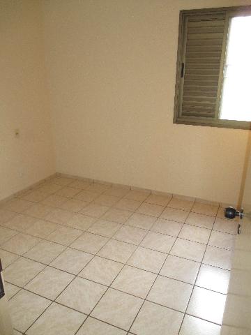 Alugar Apartamento / Padrão em Ribeirão Preto R$ 1.000,00 - Foto 8