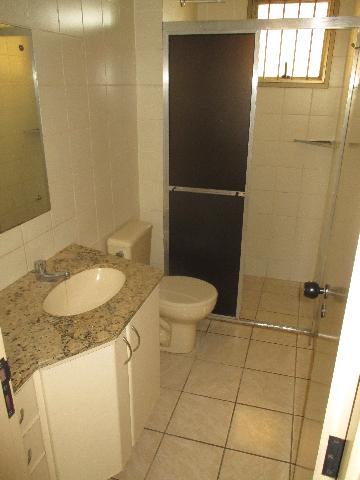 Alugar Apartamento / Padrão em Ribeirão Preto R$ 1.000,00 - Foto 9